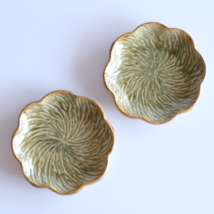 花形小皿