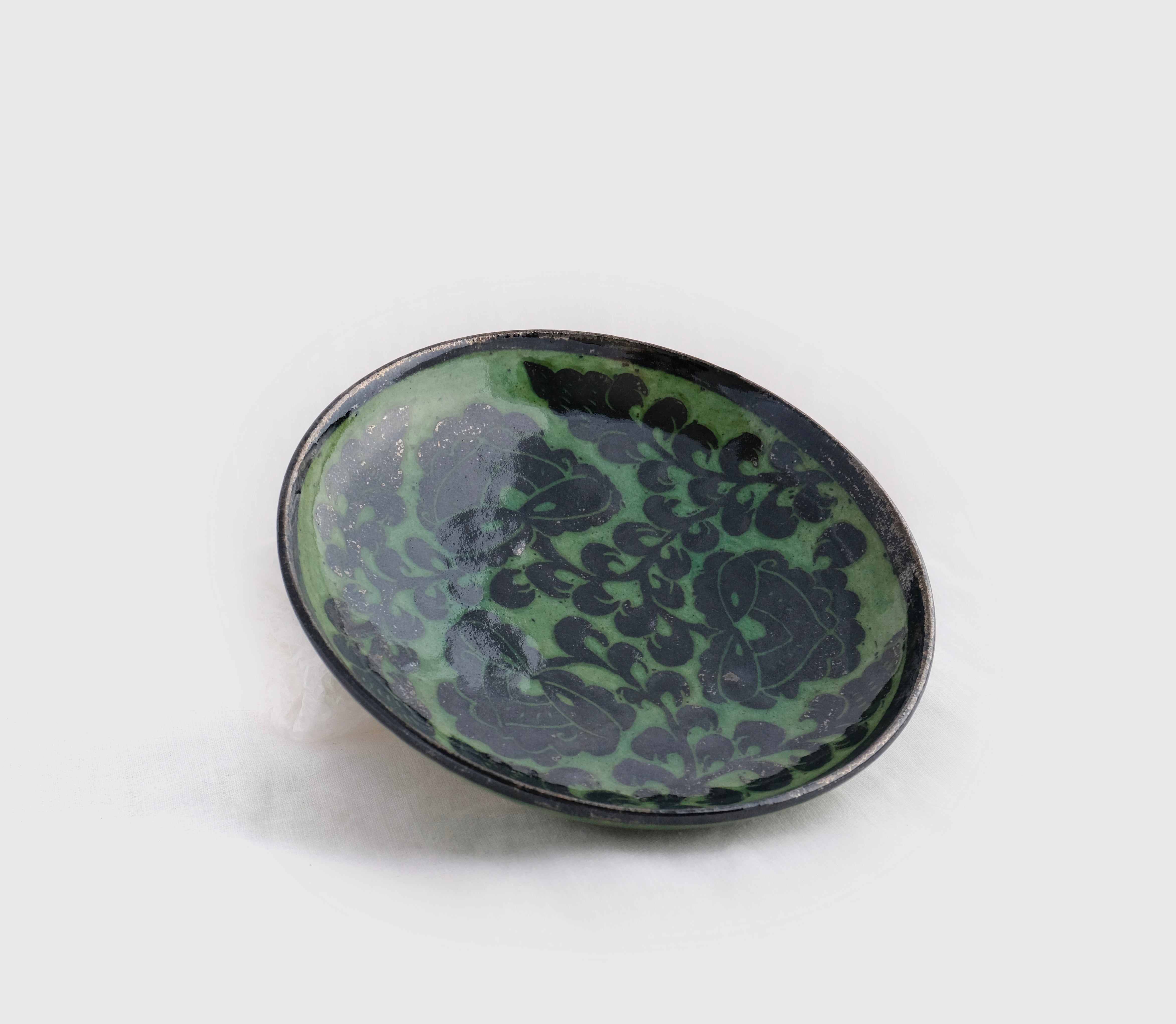 緑釉 牡丹 皿(5寸)