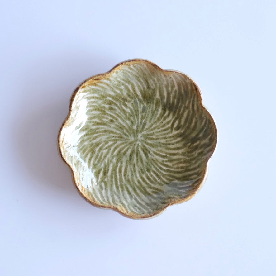 花形小皿