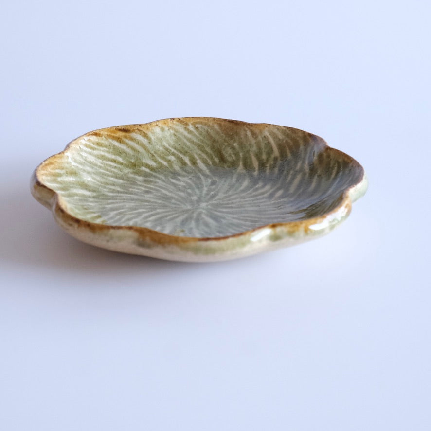 花形小皿